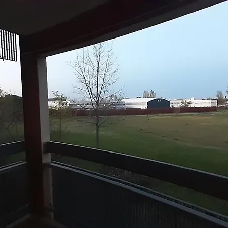 Apartment Sandy's 2 Beds Calme Parking Tramway