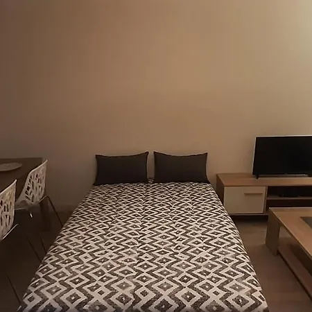 Sandy's 2 Beds Calme Parking Tramway Apartment